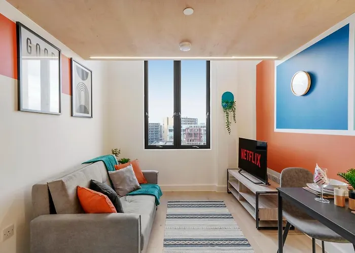 Manchester Skygardens-Beautiful Duplex