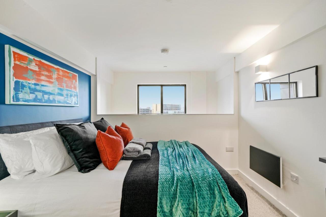 Skygardens-beautiful Duplex Apartment