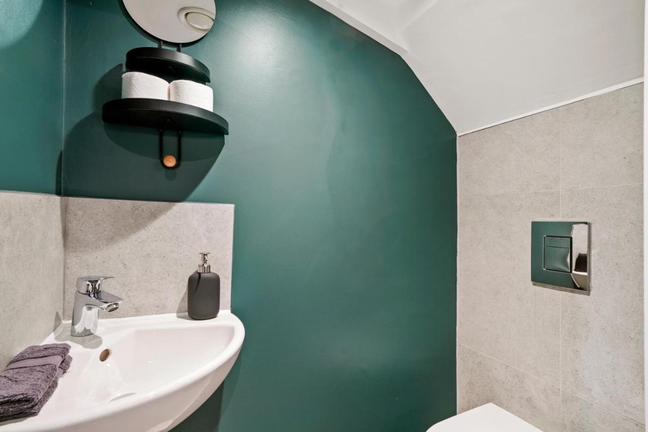 Skygardens-beautiful Duplex Apartment *